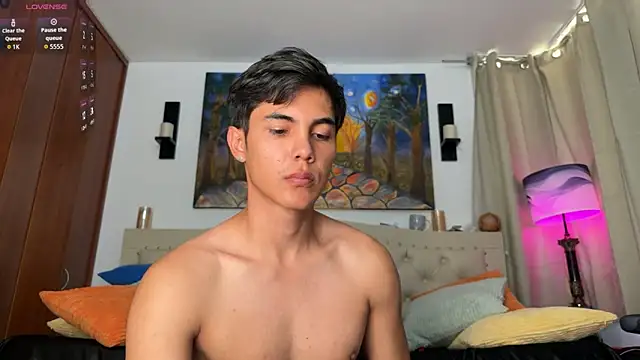 Adams_ricci webcam