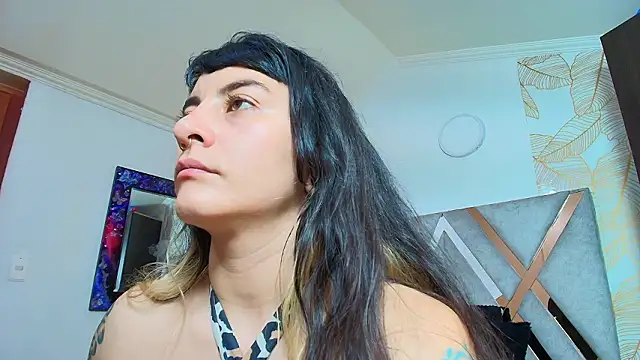 Naughty_Kittenm webcam