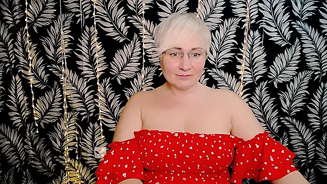 Olivia_playful webcam