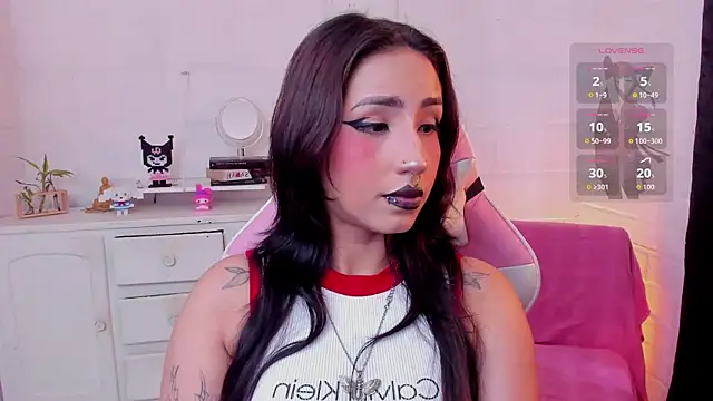 Nyx_Blackmoon webcam