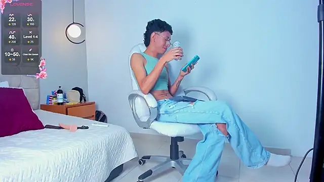 twink_royale18 webcam