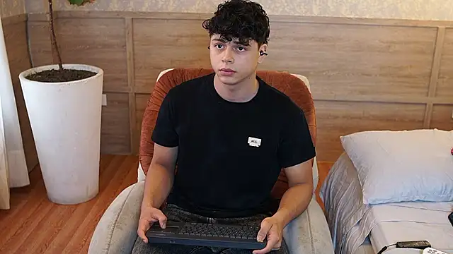 Ethan_occonor webcam