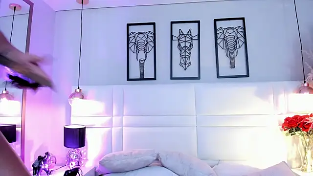 Lily_Cooper__ webcam