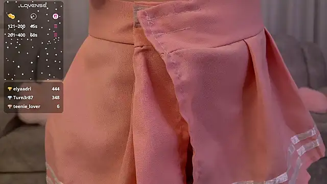 litleee_sunshineeee webcam