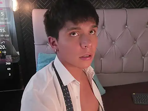 Thiago_Kozak live sex cam