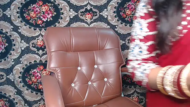 wish_queen (F young) - love me more