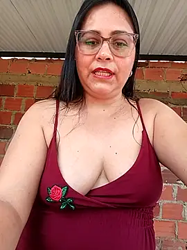 Dirty-Momm-Divorced-Hot webcam
