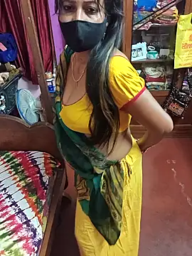 little-roshni - Little-Roshni's free webcam - UK Sex Cams