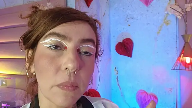 evangelyne_1 - Evangelyne_1's free webcam - UK Sex Cams