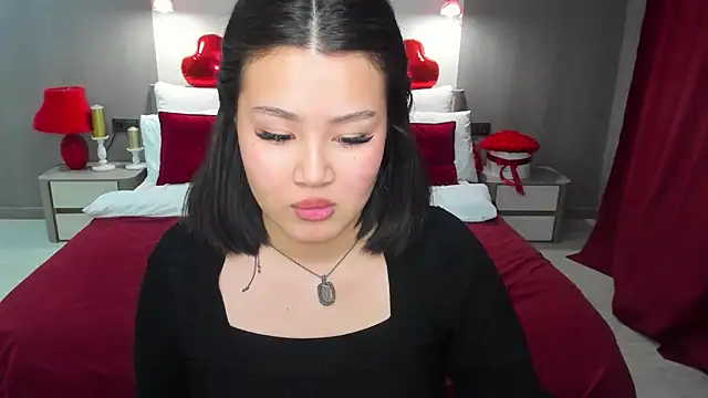 Brunette_Charm webcam