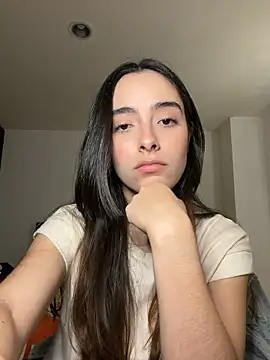 Webcam Model (swrennn19)  is live.Free join now!