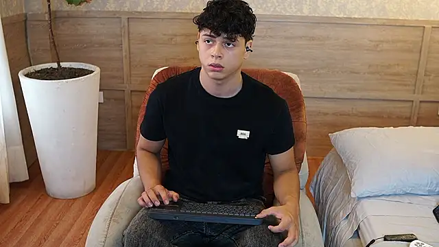 Ethan_occonor webcam