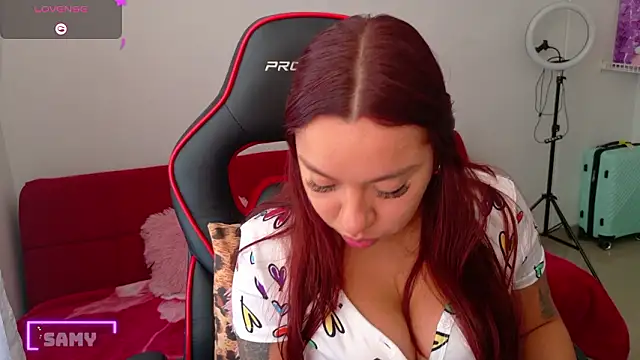 samantha_tattu webcam