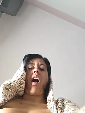 Webcam Model (Molly_newman6)  is live.Free join now!