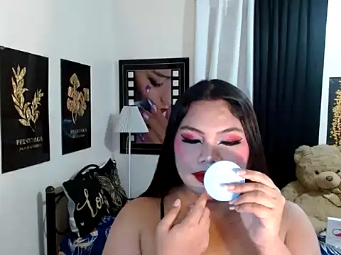 TSbrianaHugeCock webcam