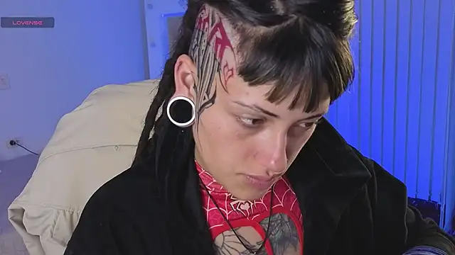 _sharlotte777 webcam