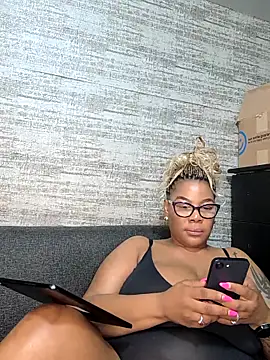 exclusiveleexx - ExclusiveLeexx's free webcam - UK Sex Cams