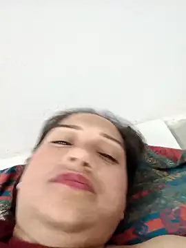 Cute-karisma1234 webcam