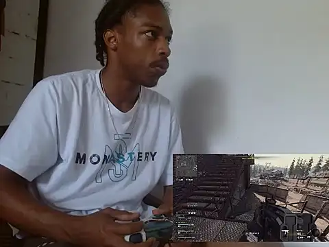 Larry-n-clouds webcam