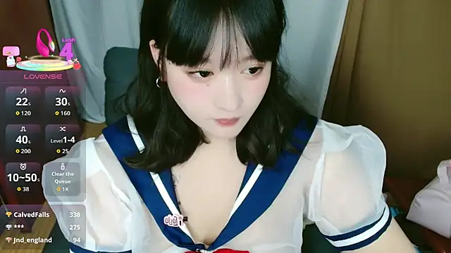 美女sallybing在线直播