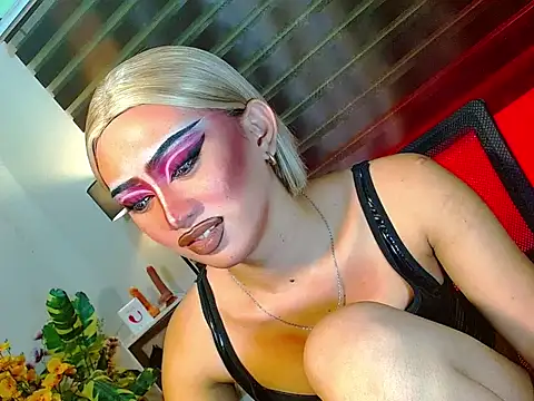 HOLLYWOOD_QUEEN_88 webcam