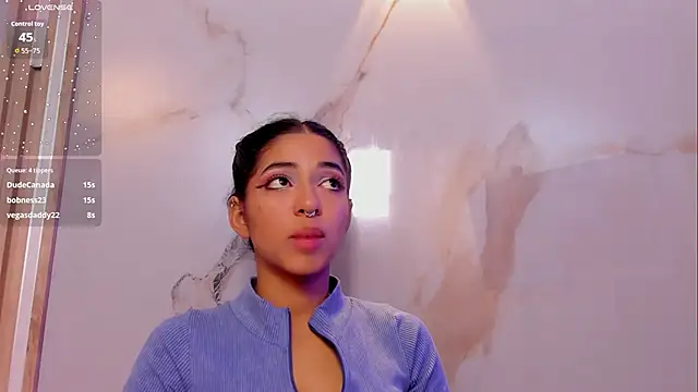 Aron_and_molly webcam