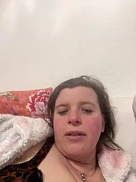 Laura-Loveyou webcam