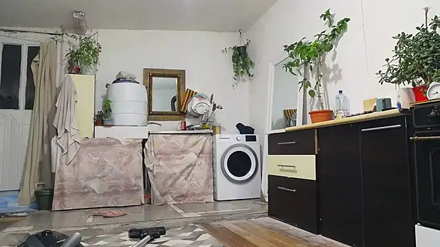 MellyBigLabiaOrgasmic webcam