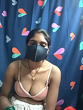 Webcam Model (Naughty_Seema)  is live.Free join now!