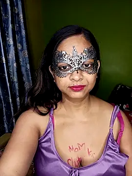 big_ass_nikita (F milf) - Lovense dildo bye please