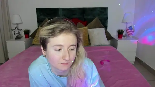 CamillaDreamer webcam