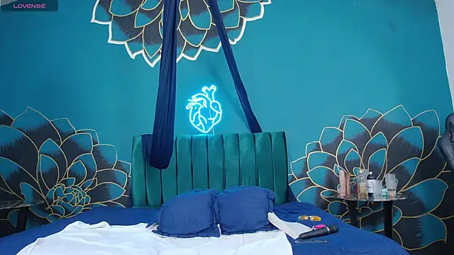 Luna_Dante_fox webcam