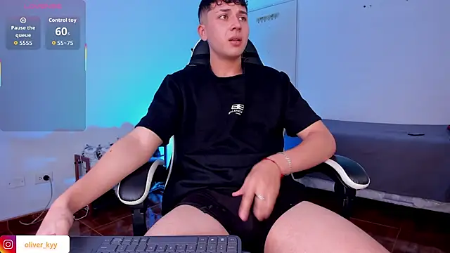 oliver_kyy webcam