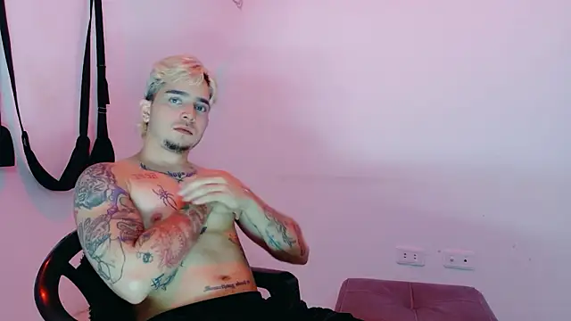 AliceandMax live sex cam