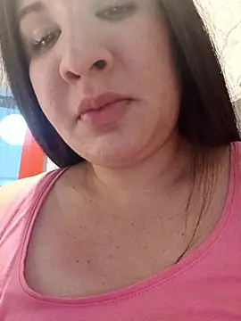 Xiomara_fiery webcam