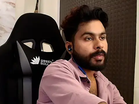 jenni11live - Jenni11Live's free webcam - UK Sex Cams