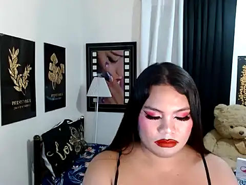 TSbrianaHugeCock webcam