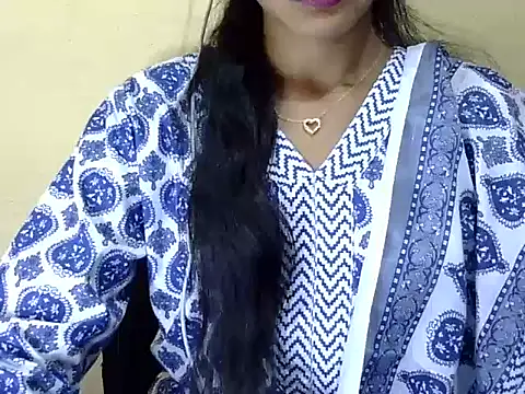 Khushi_v webcam
