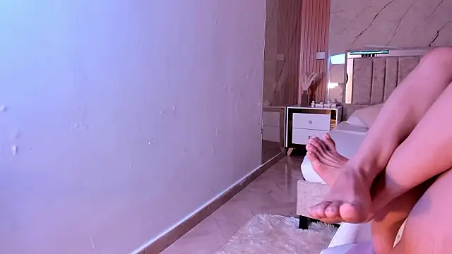 your_whore_salome - Your_whore_Salome's free webcam - UK Sex Cams