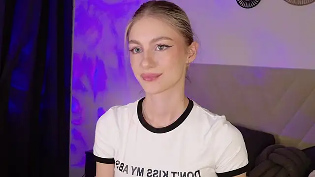 GabriellaOlsen webcam