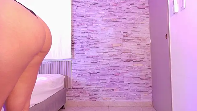 liz_monserrat_1 webcam