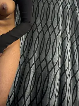 Webcam Model (BabyNyraa)  is live.Free join now!