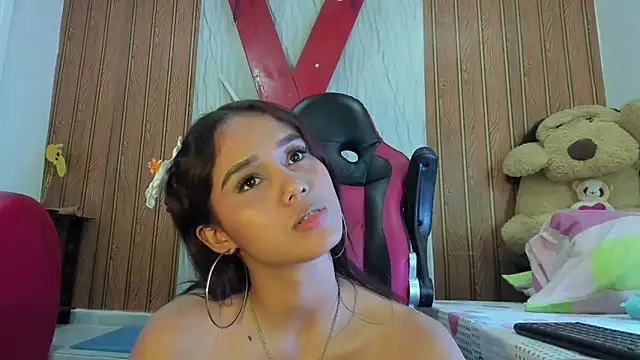 MarianaManzur webcam