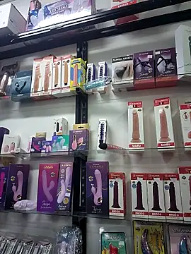 rapunzel069 (F young) - show titis + suck + oil 😱💕