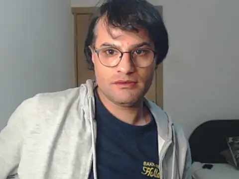 wildpussycat23 - Wildpussycat23's free webcam - UK Sex Cams