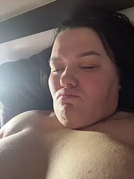 SunnyLeila2101 webcam