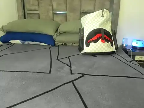 Master_Ruthless77 webcam