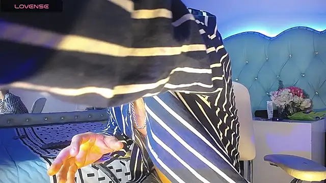 Apolo_Richards webcam