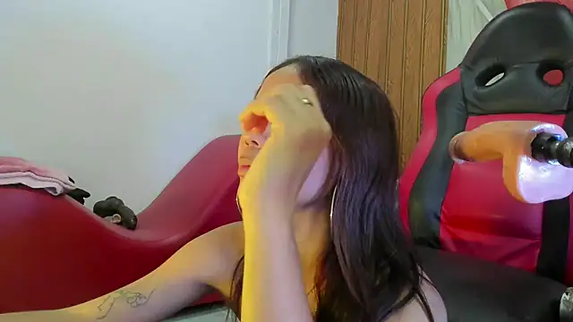 MarianaManzur webcam