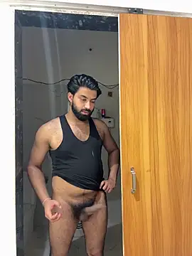 hottestboy03 webcam